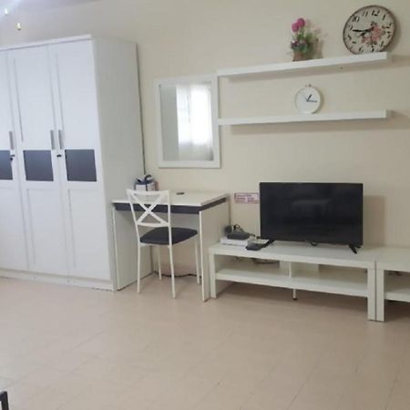 Condo C2 Impact Nonthaburi Luaran gambar