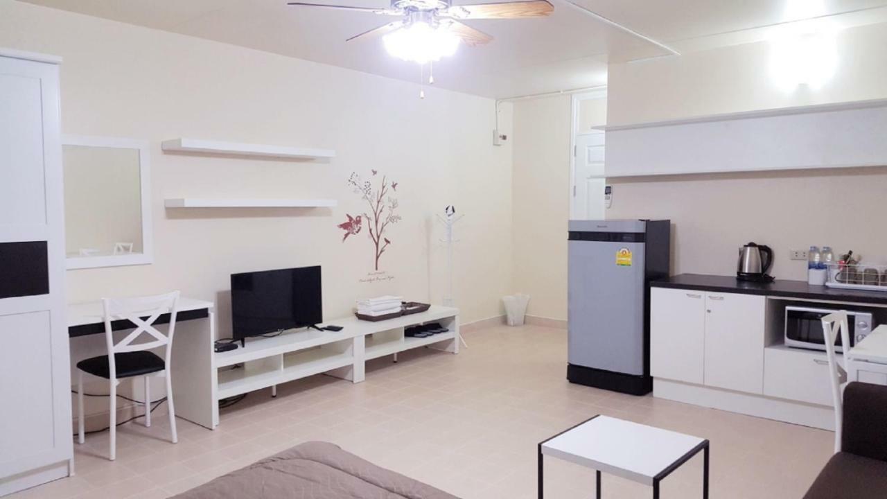 Condo C2 Impact Nonthaburi Luaran gambar