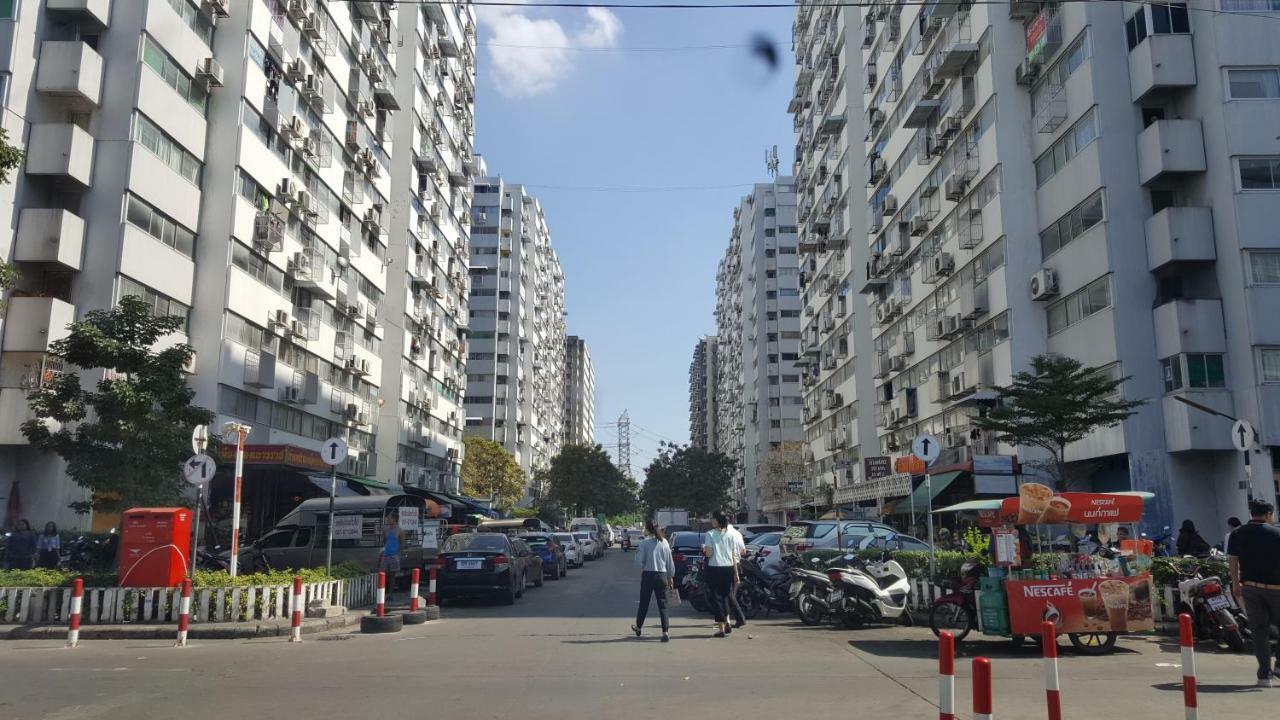 Condo C2 Impact Nonthaburi Luaran gambar